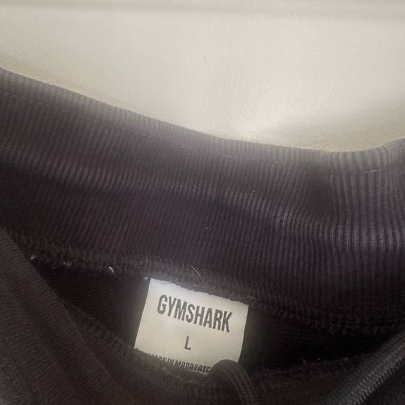 Gymshark Black Sweat Shorts Size Large GUC - Picture 4 of 6